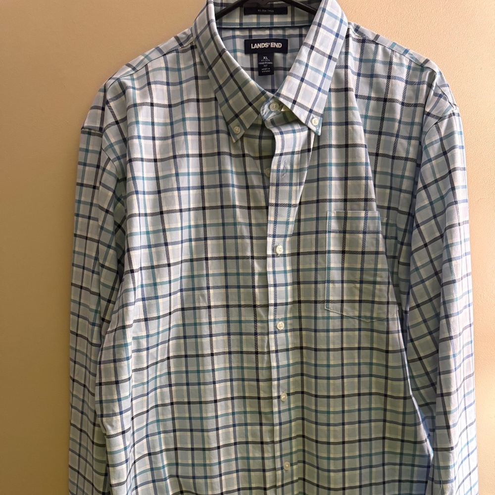 MENS LANDS END BUTTON DOWN